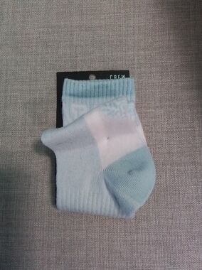 Pink Victorias Secret Crew Ankle Socks - Light Blue and White